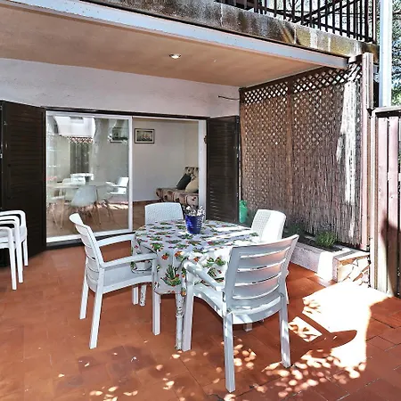 Casa *